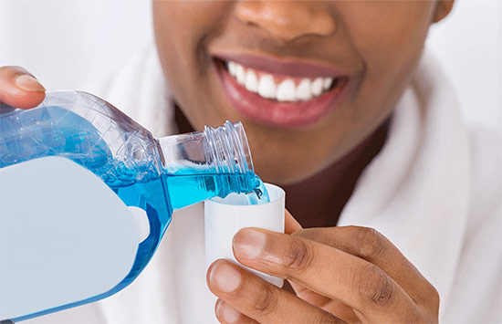 Using Mouthwash - Before or After Brushing